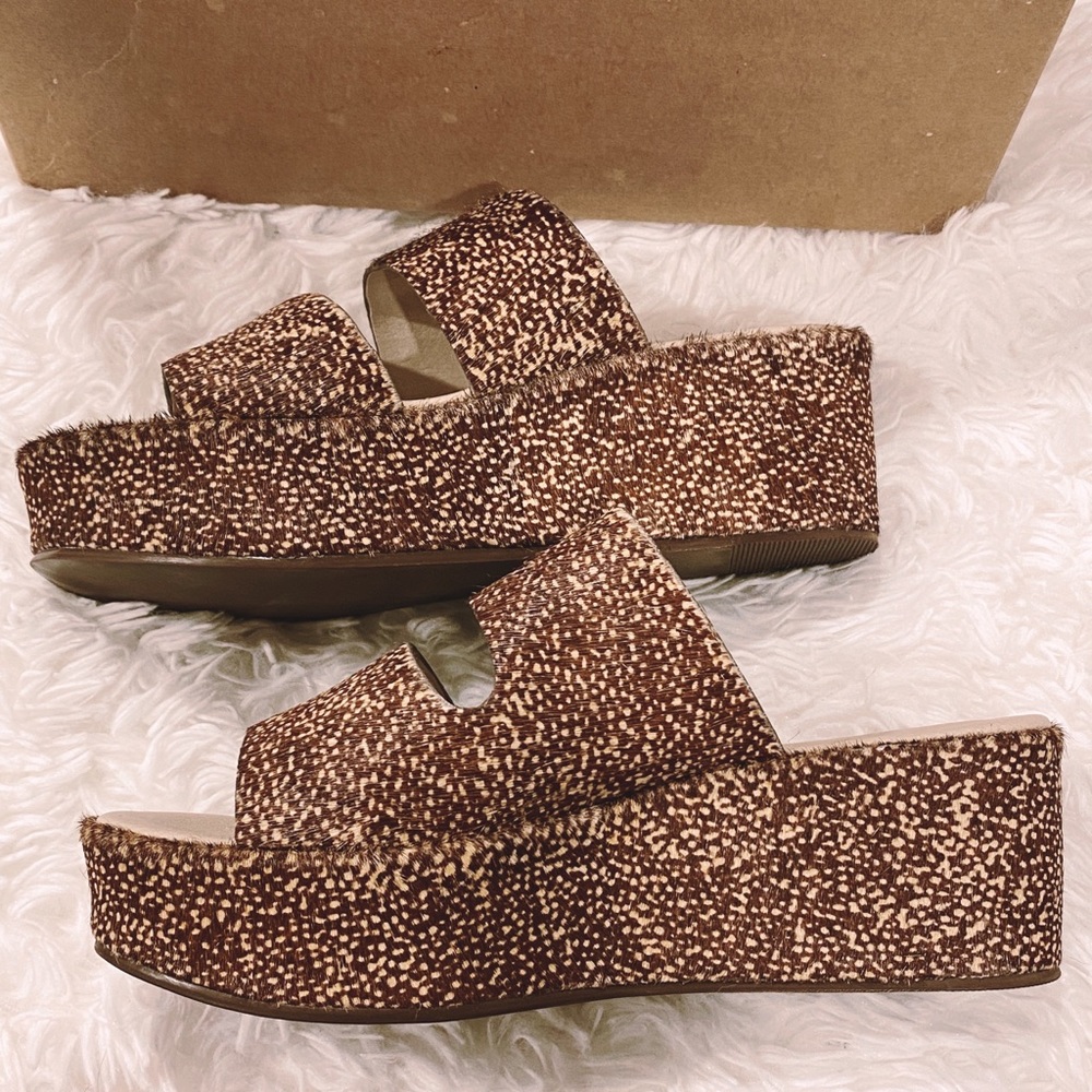New! Matisse Struttin Natural Spot Wedge Sandal - Picture 4 of 9